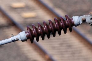 1280px Insulator railways