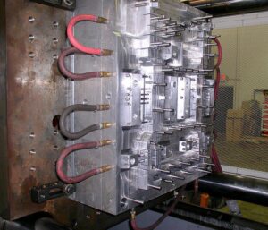 Plastic injection mold main frame